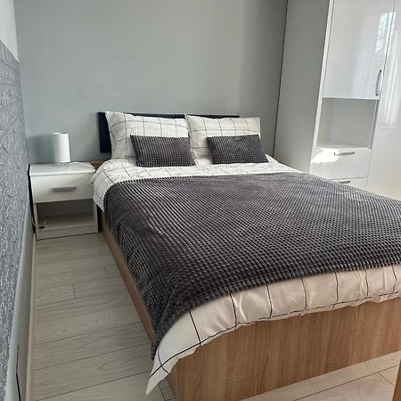 Studio Home 오네슈티 외부 사진